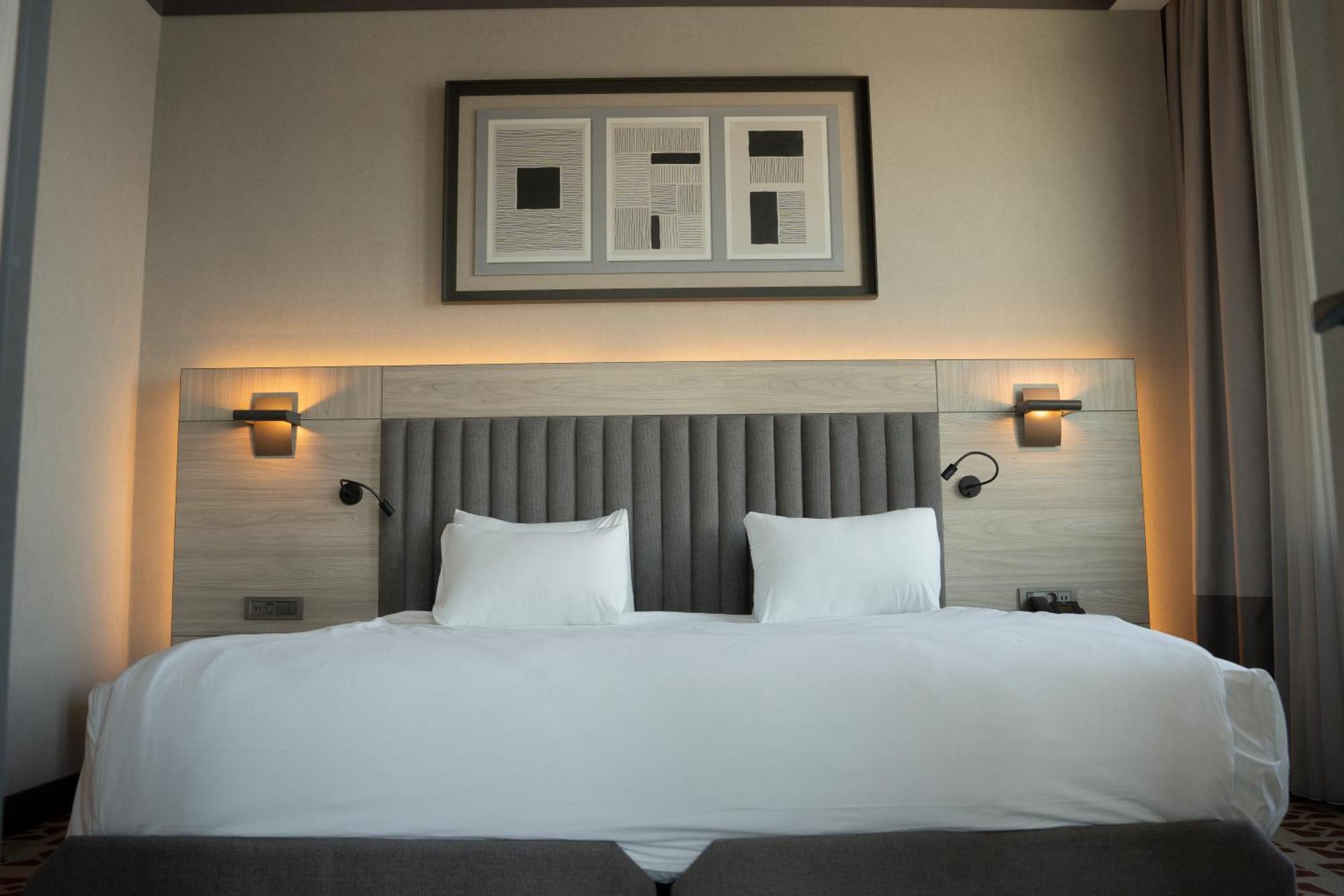 Best Western Plus Hotel Konak Izmir Exterior photo